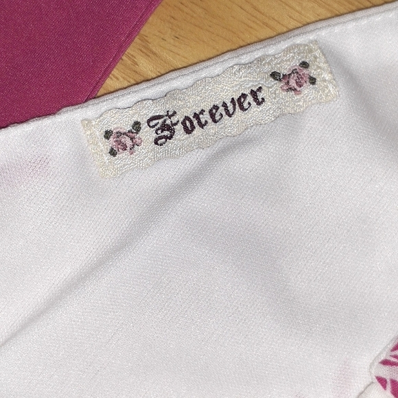 Forever 21 Sleeveless Top NWT Size Medium - Picture 3 of 4